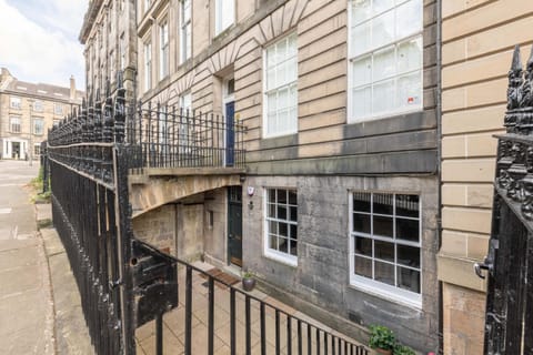 Wemyss Hideaway Retreat Apartment in Edinburgh
