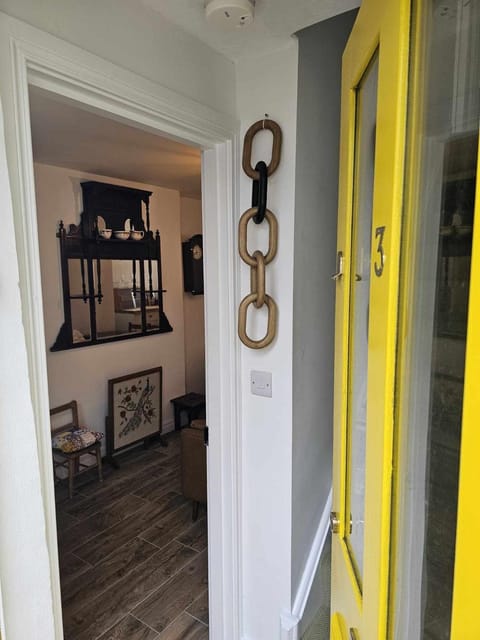 Time Stands Still Cottage House in Carrickfergus