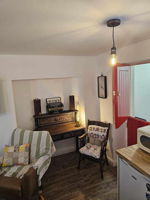 Time Stands Still Cottage House in Carrickfergus