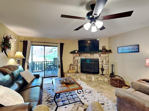 TV and multimedia, Balcony/Terrace, Living room, Seating area, fireplace, furniture