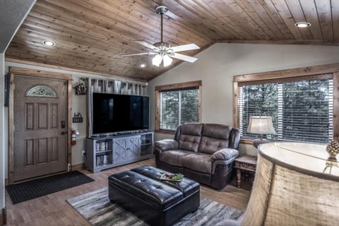 Double Elk Lodge House in Ruidoso