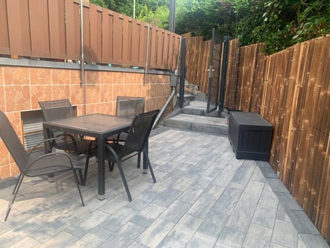 Patio, Balcony/Terrace