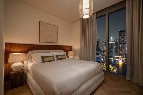 Bed, Photo of the whole room, Bedroom, City view