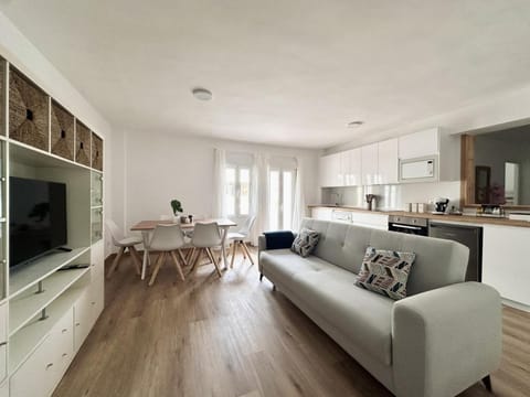 Communal lounge/ TV room, Seating area