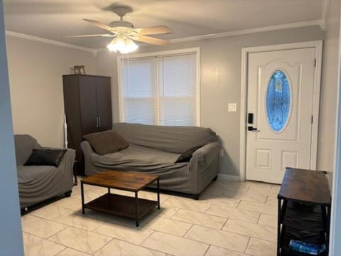 Brand New Entire house in Atlantic House in Colorado