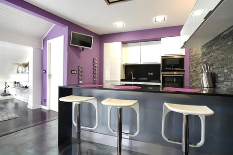 Kitchen or kitchenette