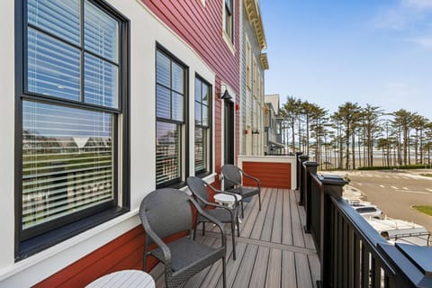 Patio, Natural landscape, View (from property/room), Balcony/Terrace, Sea view