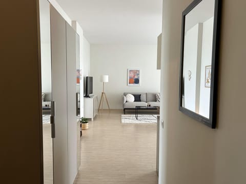 Facade/entrance, Living room, Seating area