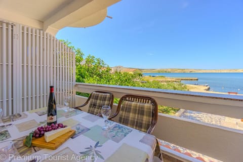 View (from property/room), Balcony/Terrace, Mountain view, Sea view