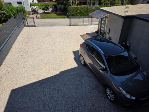 Property building, Day, Bird's eye view, Parking