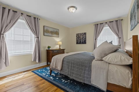 BreezeHome Cottage House in Tennessee