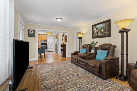 BreezeHome Cottage House in Tennessee