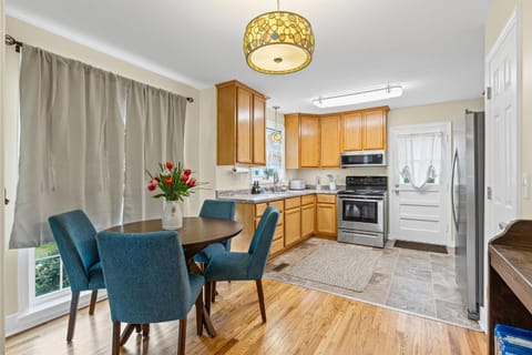 BreezeHome Cottage House in Tennessee