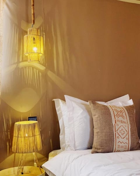Property building, Bed, Photo of the whole room, Bedroom