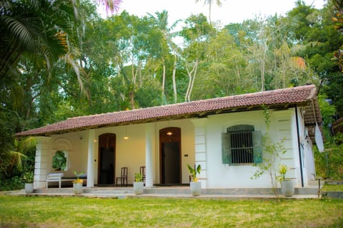 Property building, View (from property/room)