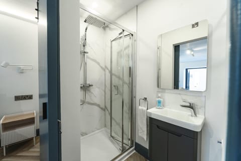 Luxury & Cozy Tourist Base Apartment in Northern Ireland