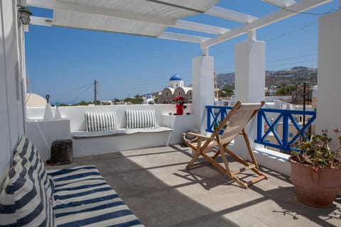 Aegea Cave Houses House in Mesaria