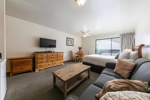 226 Bldg B condo Apartment in Donner Lake