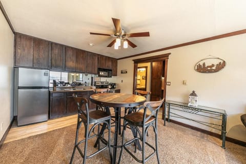 247 Bldg C condo Apartment in Donner Lake