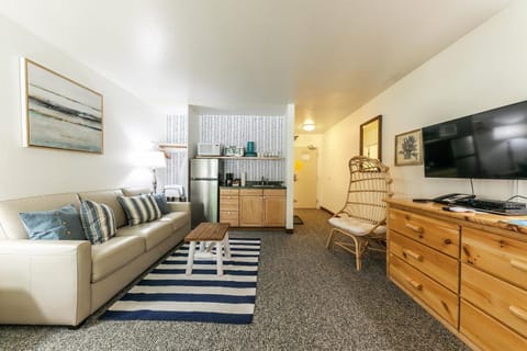 211 Bldg B condo Apartment in Donner Lake