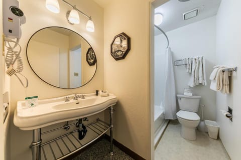 211 Bldg B condo Apartment in Donner Lake