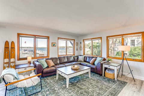 Steps to Powers Lake Wisconsin Family Home House in Powers Lake