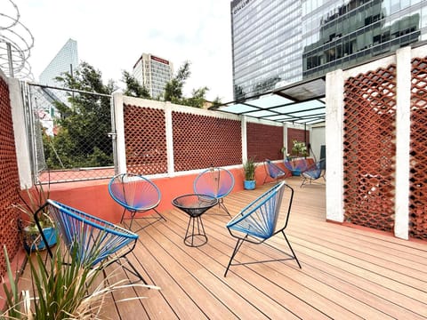 RMS Suites - Zona Rosa Bed and Breakfast in Mexico City