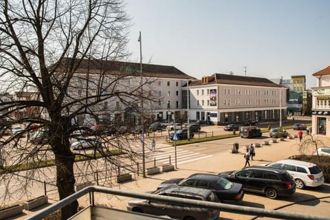 Balcony/Terrace, City view