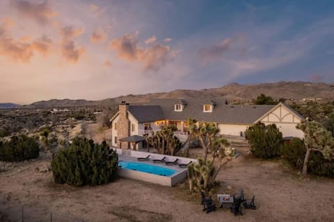 The Kingdom By The Cohost Company House in Yucca Valley