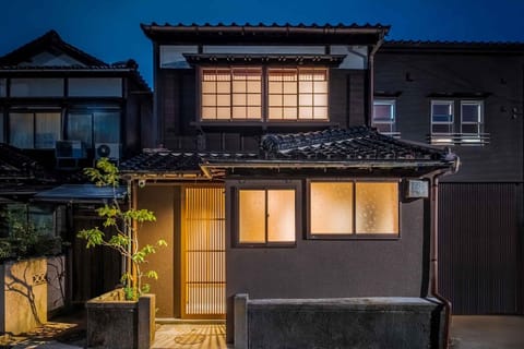 Property building, Night