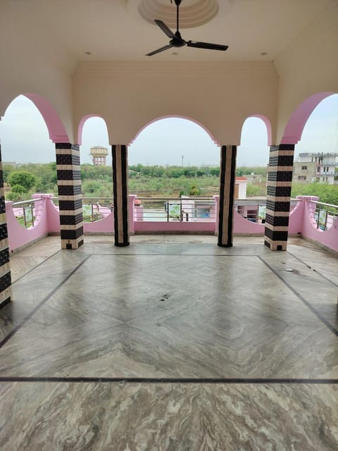 hiil view resort Bed and Breakfast in Jaipur
