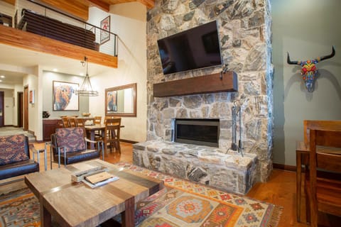 Trail's End Lodge At Deer Valley Resort - Four Bedroom Residence With Spa #505 Apartment in Park City