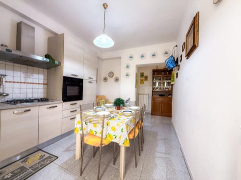 Indianapolis Apartment, 2 Posti Auto Rif A816 Apartment in San Benedetto del Tronto