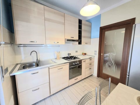 Tirana Apartment, a 50 passi dal mare RifA768 Apartment in San Benedetto del Tronto