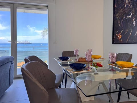 Dining area, Sea view