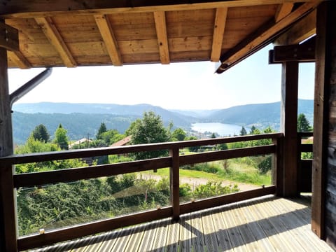 Natural landscape, View (from property/room), Balcony/Terrace, Lake view, Mountain view