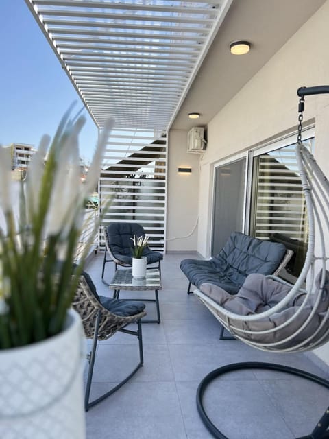 Patio, View (from property/room), Balcony/Terrace, Seating area