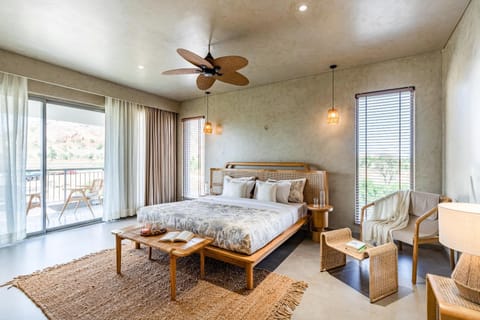 Villa Fiorita Stunning Mediterranean-Style 3 BHK Villa With Outdoor Pool, Bar & Hill Views Villa in Jaipur