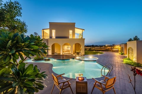 Villa Fiorita Stunning Mediterranean-Style 3 BHK Villa With Outdoor Pool, Bar & Hill Views Villa in Jaipur