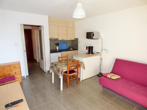 Vue mer, calme, face à la plage Apartment in La Seyne-sur-Mer