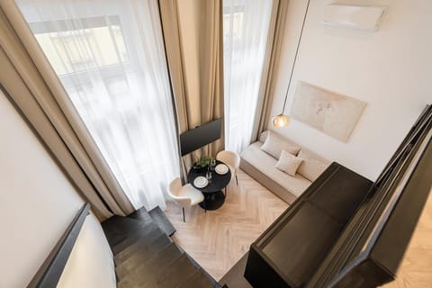 TV and multimedia, View (from property/room), Living room, Photo of the whole room, Seating area