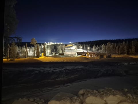 Nearby landmark, Neighbourhood, View (from property/room), View (from property/room), Landmark view, Landmark view, Mountain view, Mountain view