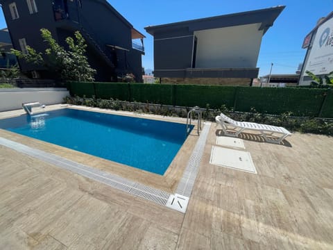 Balcony/Terrace, Swimming pool