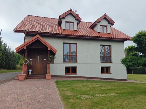 Property building, Day, Garden