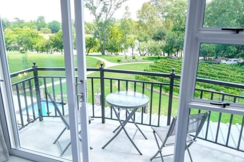 View (from property/room), Balcony/Terrace