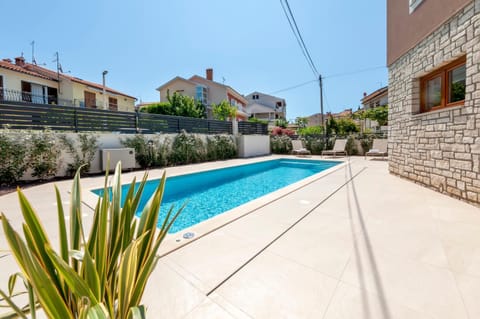 Property building, Pool view, Swimming pool