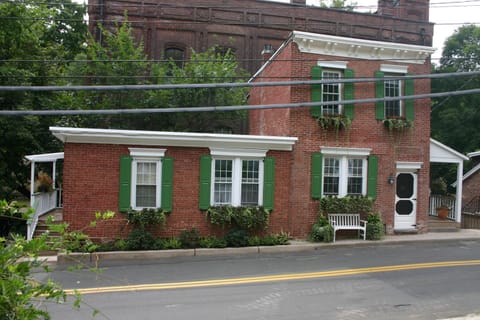 Property building, Neighbourhood, Street view