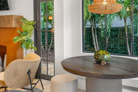 Lobby or reception, Seating area