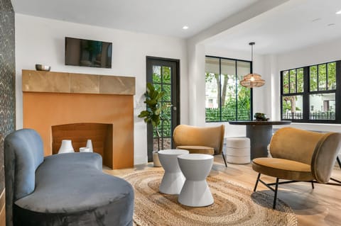 Lobby or reception, Seating area