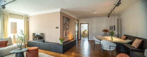 Living room, Dining area